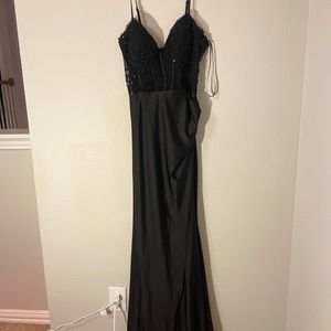 Windsor dress , never wore , black knee cut